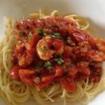 American Spaghetti with Tomatengarnelensosize Appetizer