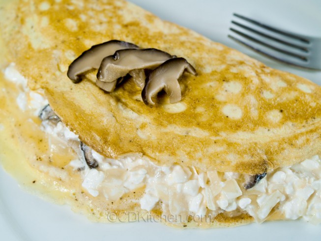 Canadian Quick Shiitake Mushroom Omelet Breakfast