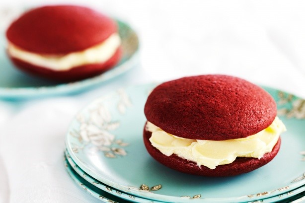 American Red Velvet Whoopie Pies Recipe 1 Dessert