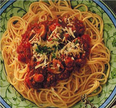 Italian Spaghetti With Rich Beef And Mushroom Sauce Dinner