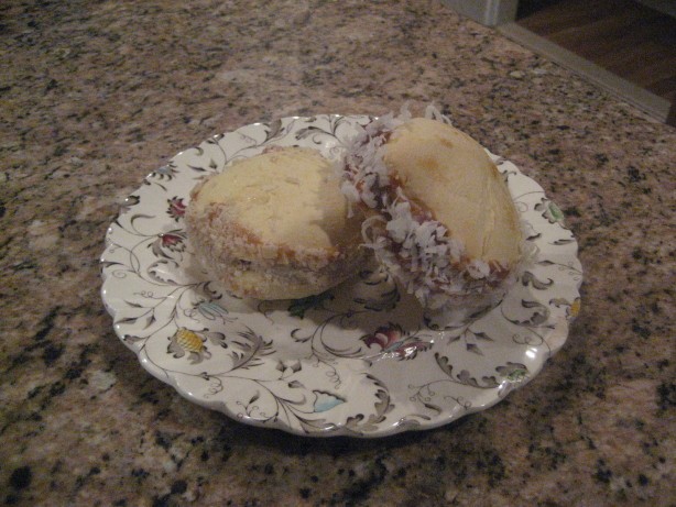 Argentinian Alfajores De Maizena Dessert