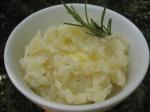 Australian Simple Garlic Mashed Potatoes Appetizer