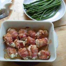 Australian Rolls of Chicken in Bacon Dinner