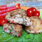 Burgers with Cheese and the Bulgarian Pepper recipe
