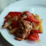 Bulgarian Ragout from the Mini Peppers with Chicken Appetizer