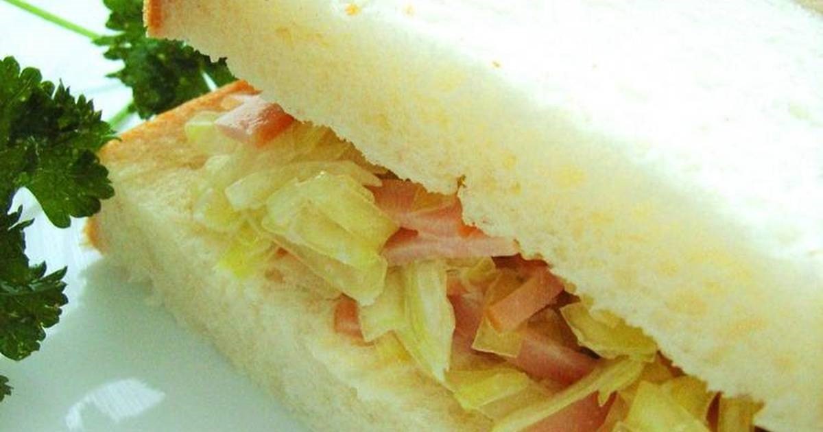 American My Motherinlaws Cabbage and Ham Sandwich with Mayonnaise Appetizer