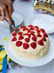 American Strawberry Cream Cake jordgubbstarta Appetizer