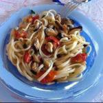 Canadian Linguine with Mussels and Tomatoes Appetizer