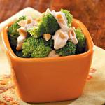 American Tangy Broccoli with Peanuts Appetizer