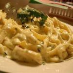 American Spaguettis with Cheese Sauce Dinner