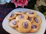 Canadian Cheese Pecan Cookies Appetizer