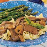 American Simmered Sirloin with Noodles Dinner