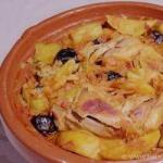 Moroccan Tajine of Chicken with Prunes Appetizer