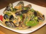 Thai Thai Green Mussel Curry Dinner