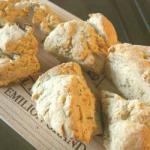 American Scones with Parmesan and Rosemary Breakfast