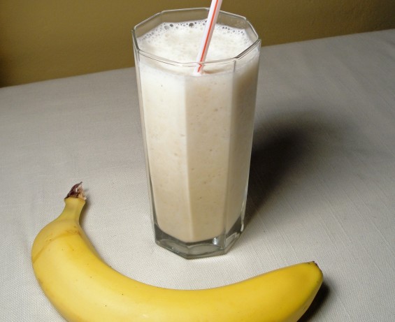 American Little Lachies Banana Smoothie Appetizer