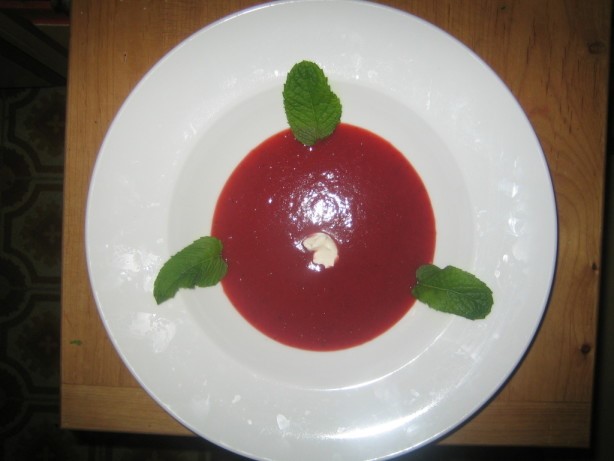 American Sweet Cyndees Fresh Strawberry Soup Soup