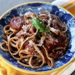 American Bacon and Tomato Pasta Appetizer