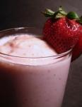 American Luscious Banana Berry Smoothie Appetizer