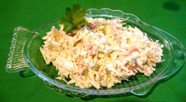 Canadian Pugs Simple Coleslaw Appetizer