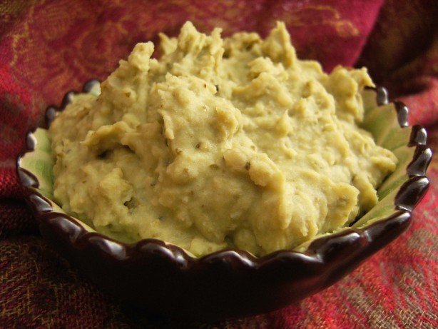 Canadian White Bean Pesto Dip Appetizer