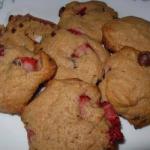 American Chocolate Chip Cookies with Strawberries Dessert