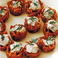 Australian Noodle Nests With Smoked Salmon Tartare Appetizer