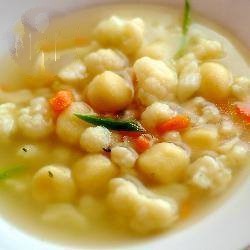 Australian Cream of Cauliflower Soup with Dumplings Appetizer