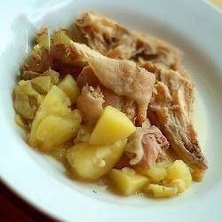 Australian Stewed Chicken and Potatoes Appetizer