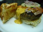 British Bombay Sliders With Garlic Curry Sauce Appetizer
