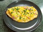 Australian Ham and Egg Hawaiian Pizza Dinner