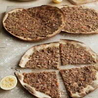 Turkish Spiced Lamb Flatbread Pizzas Appetizer