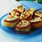 Toast with Goat Cheese recipe