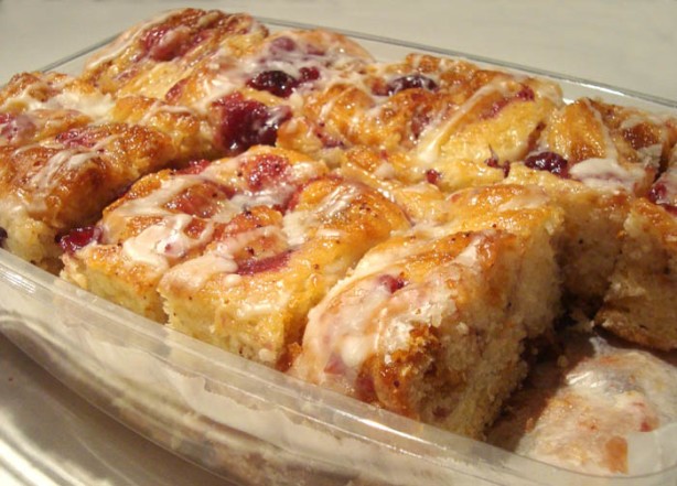 Australian Cranberry Sticky Buns 1 Dessert