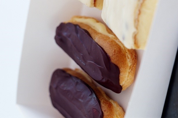 American Chocolate Eclairs With Custard Cream Recipe Dessert