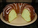 Irish Pistachio Bundt Cake 2 Dessert