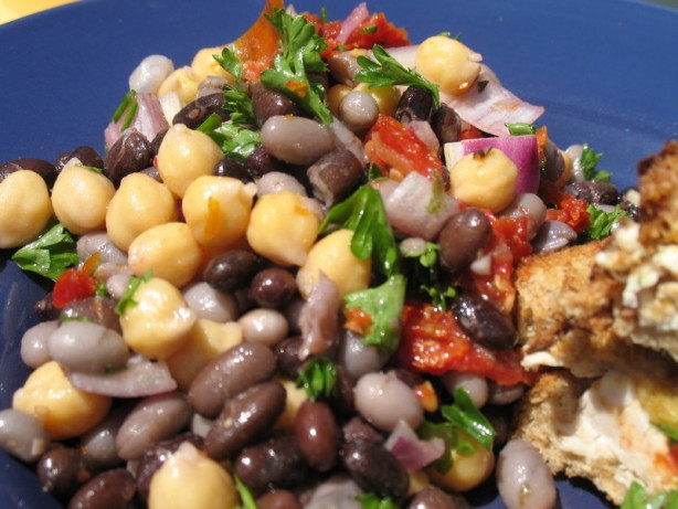 Italian Sundried Tomato  Bean Salad Dinner