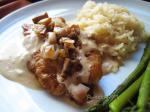 French Chicken in Cream Sauce volaille a La Creme Appetizer
