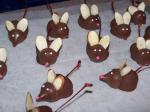 British Chocolatecovered Cherry Mice Dessert