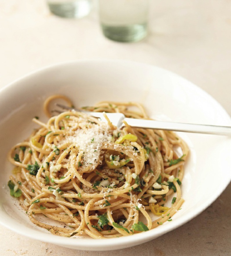 Canadian Spaghetti with Garlic and Herbs Dinner