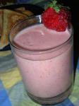 Canadian Berry Banana Smoothies 2 Appetizer