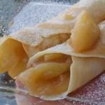 American Crepes to Norman with Apples Dessert
