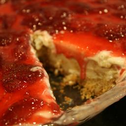 American Strawberry Cheesecake Ice Cream Pie Dessert