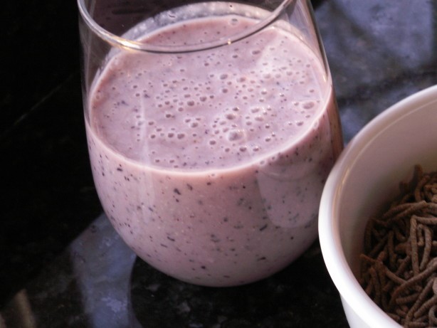 Australian Bananaberry Oat Smoothie Appetizer