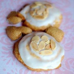 American Rice Cookies with Almonds Dinner