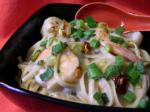 Thai Linguine With Scallops and Shrimp in Thai Green Curry Sauce Dinner