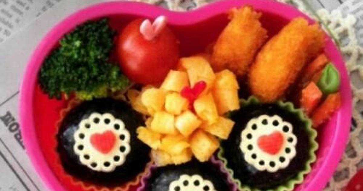 American Mini Heart Doilies for Bento Dinner