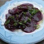 Turkish Beet with a Sauce to the Olive Oil and Lemon to the Turkish Appetizer