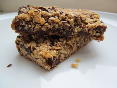 Australian Gwyneth Paltrowands Homemade Granola Bars Appetizer