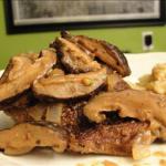 Canadian Mustard-peppercorn Seared Steak with Mushroom Sauce BBQ Grill